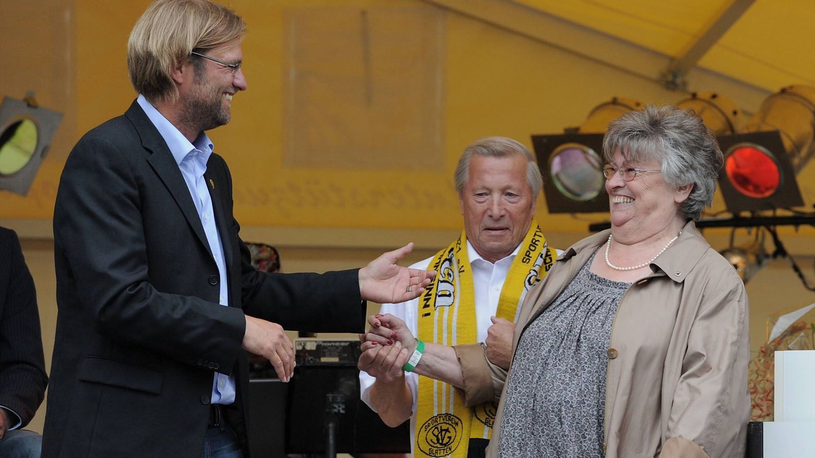 Jürgen Klopp trauert um seine Mutter Corona verhindert Trauerfeier