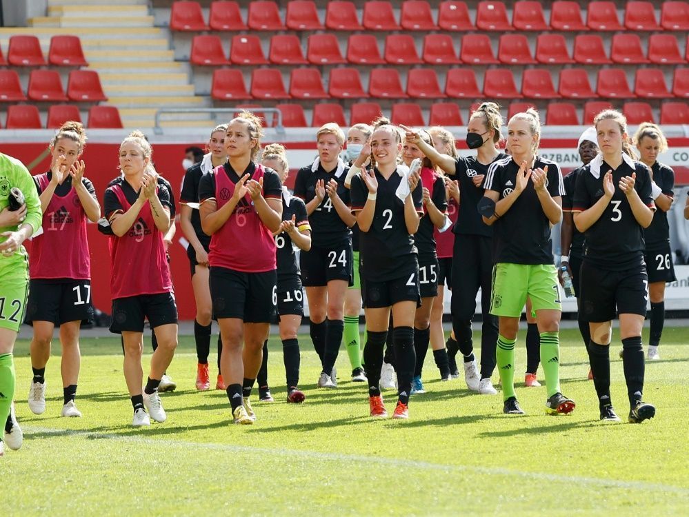 Frauen Weltrangliste Dfb Team Weiterhin Auf Rang Zwei