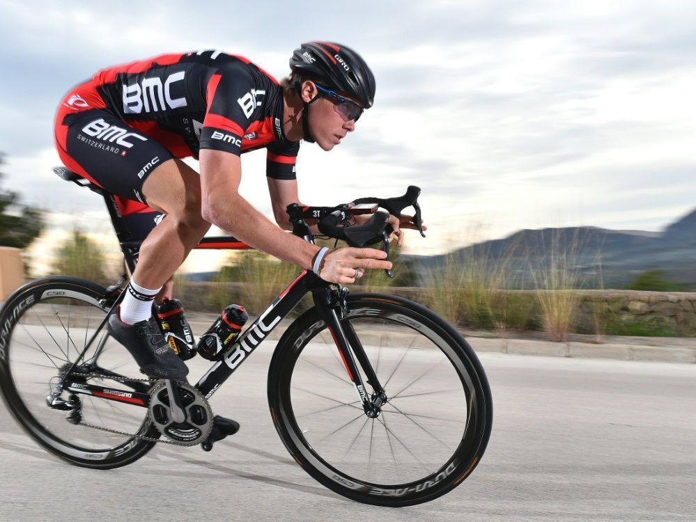 Nach Sturz Beim Giro Dennis Steigt Aus