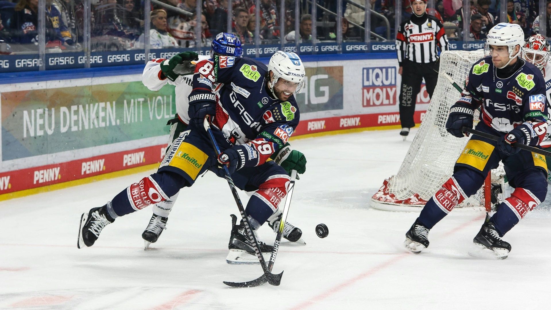 DEL Eisbären zurück an der Spitze