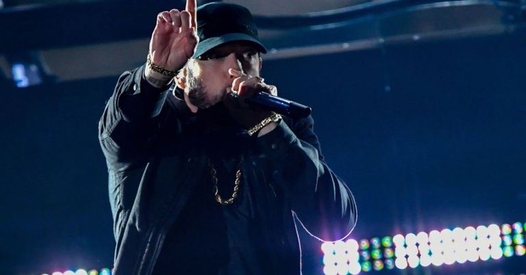 Überraschender Auftritt von Eminem: Oscar-Publikum flippt aus