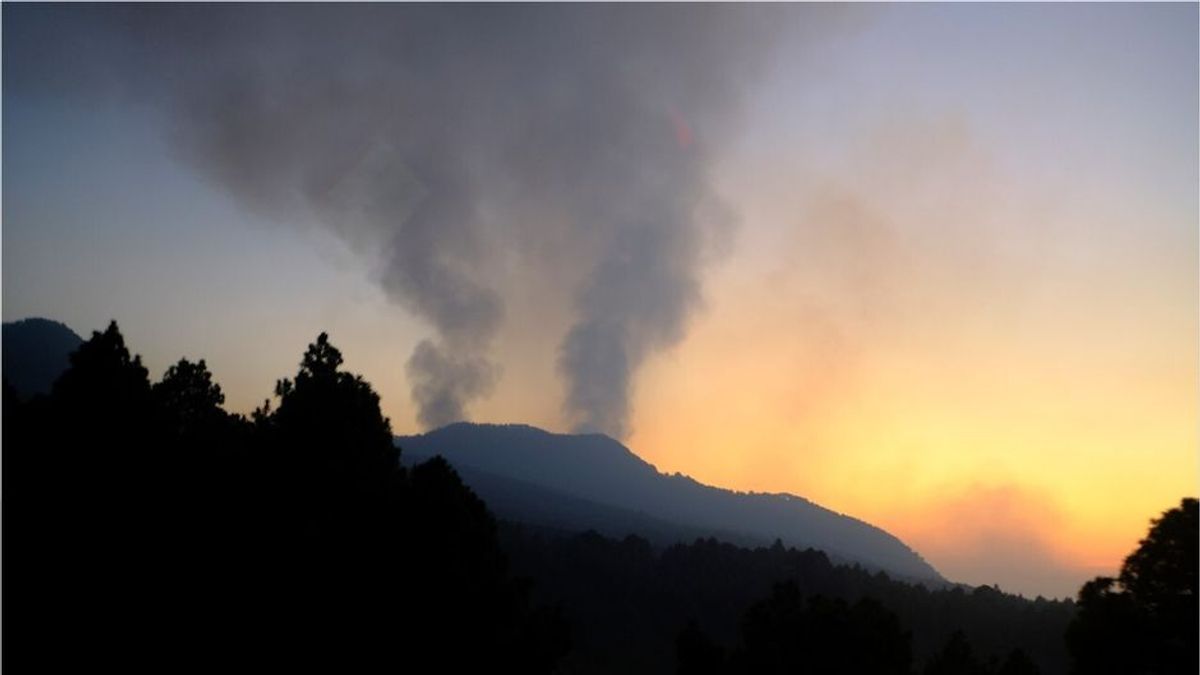 Ungewöhnliches Naturphänomen: Vulkanausbruch auf La Palma bildet mysteriöse Wolkenkreise