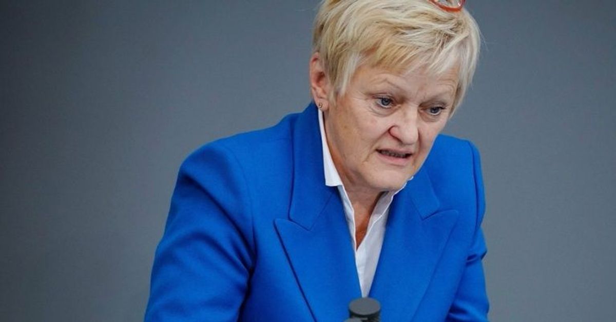 "Anders und gezielter" entlasten: Künast fordert Debatte über Tankrabatt-Stopp