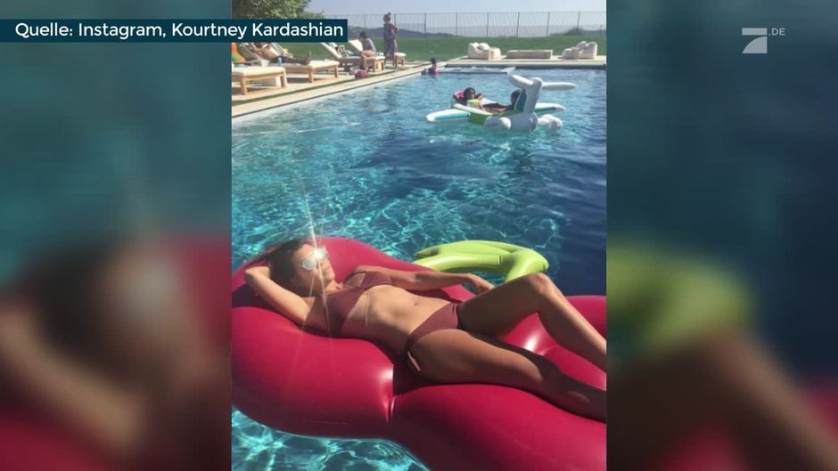 Unglaublich peinlich: Khloé Kardashian postet ein Video ihrer Schwester Kourtney auf dem Klo