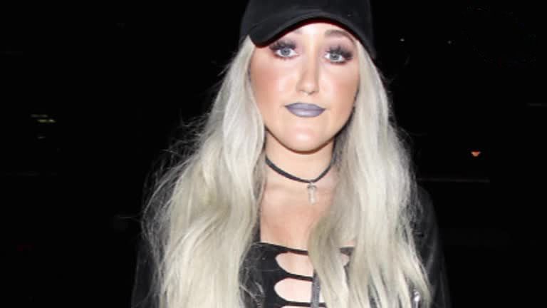 Noah Cyrus Gestylt Wie Schwester Miley Prosieben 4102