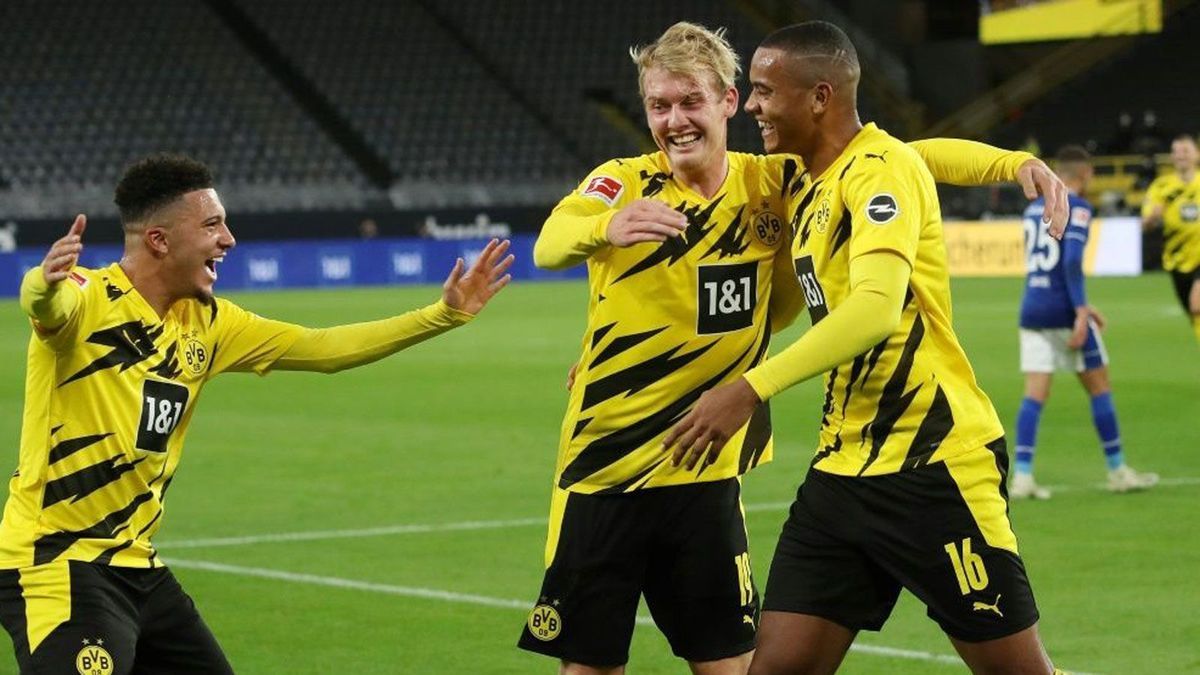 Borussia Dortmund schlägt Schalke im Revierderby