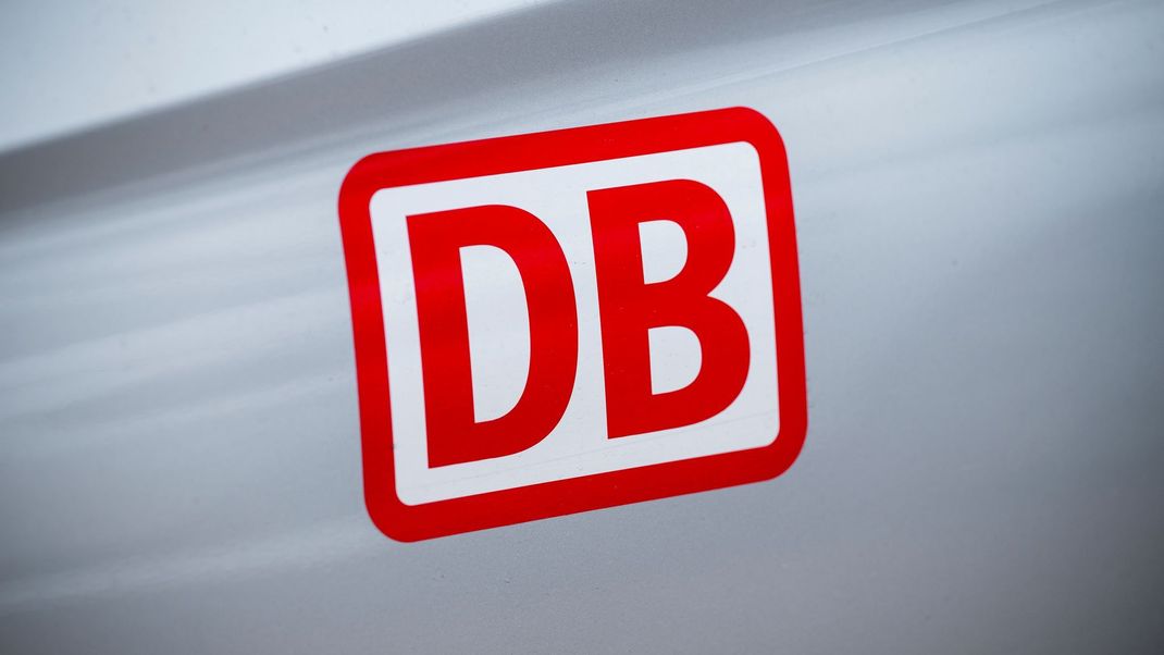 Trotz eines Gewinnverlusts von und 760 Millionen Euro spricht man bei der Bahn von Aufwärtstrend.