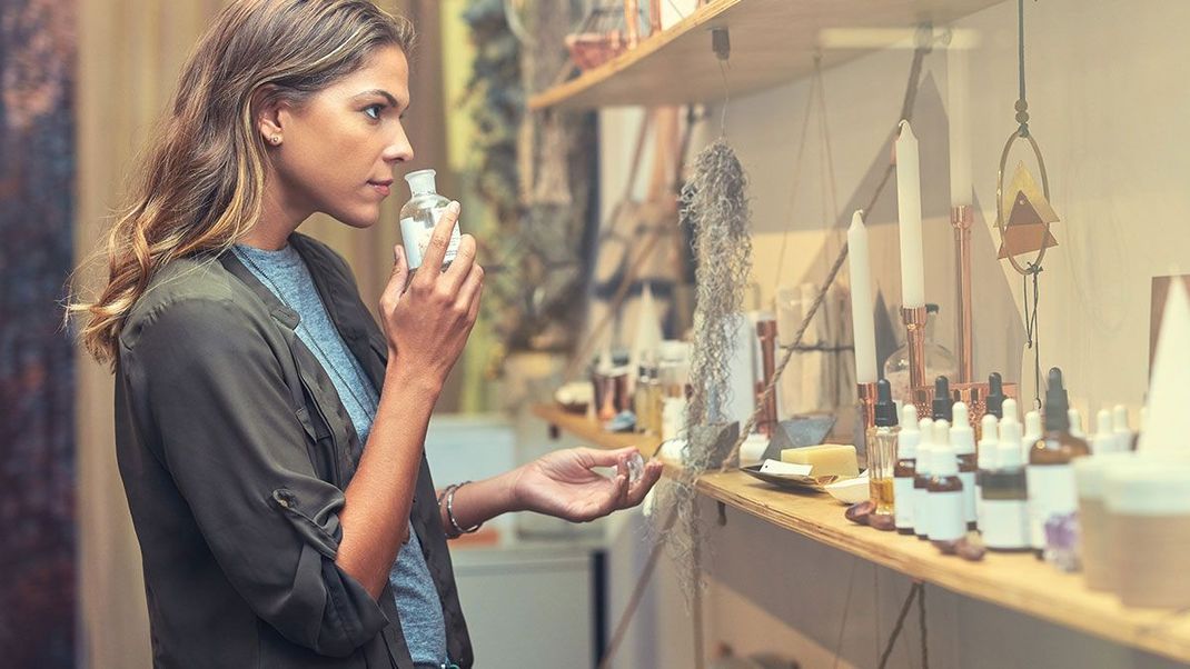 Ein Parfum hat kein Geschlecht – verabschieden wir uns also von den stereotypen Zuordnungen im Parfumregal!