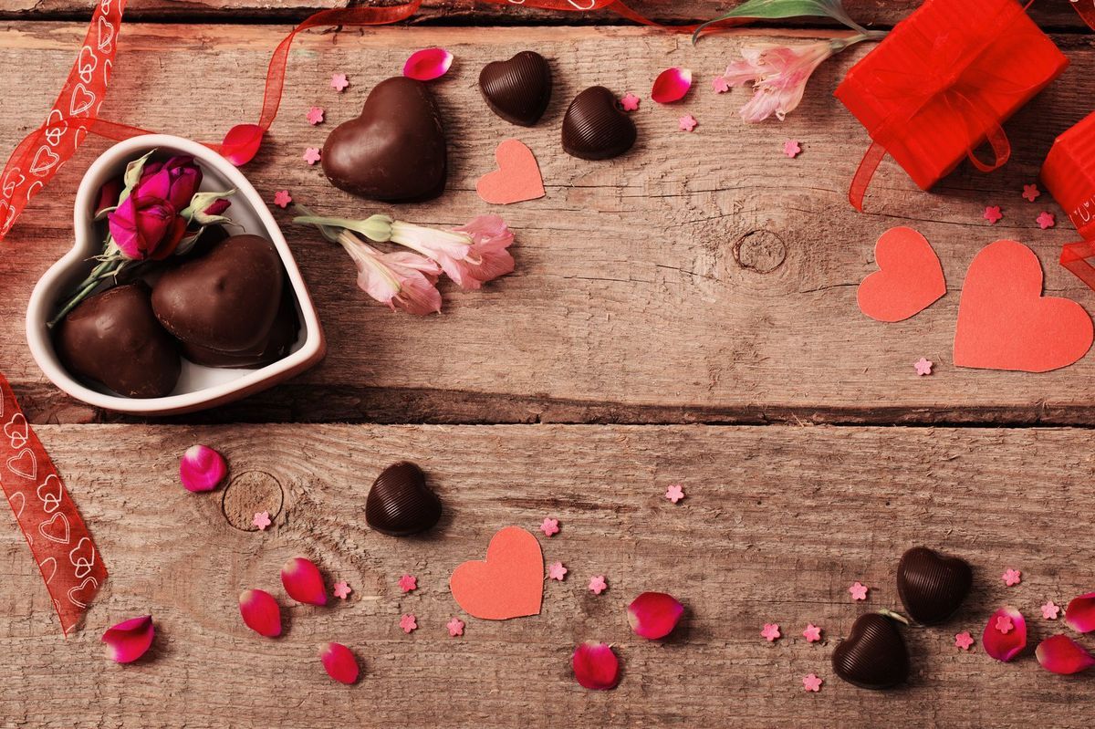 Beziehung_2016_01_19_Valentinstag Dessert_Schmuckb ild_fotolia_Maya Kruchancova