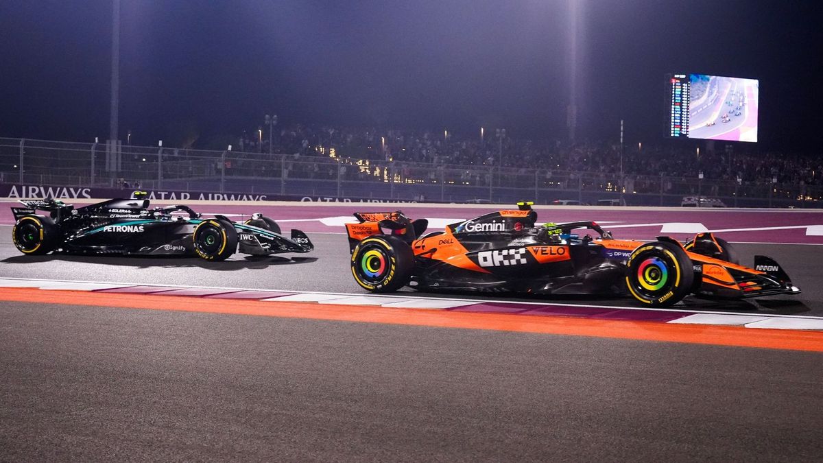 Norris (r.) überholte Antonelli ganz spät