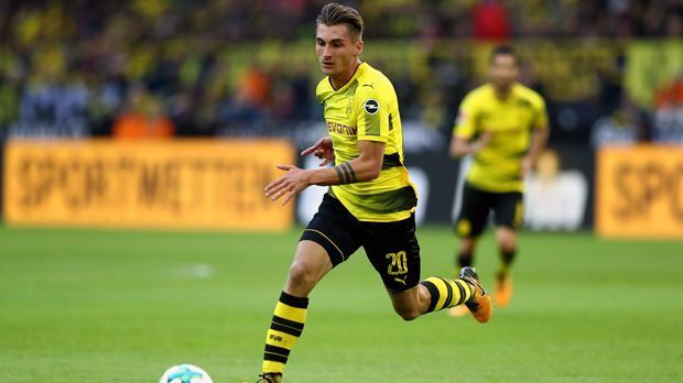 
                <strong>Platz 2 - Maximilian Philipp (Borussia Dortmund)</strong><br>
                Tore in der Hinrunde: 6Assists in der Hinrunde: 2Einsätze in der Hinrunde: 11
              
