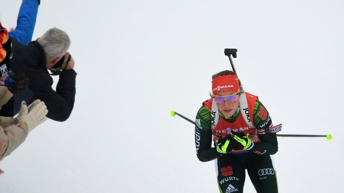 Sichert sich den Sieg im Sprint: Laura Dahlmeier