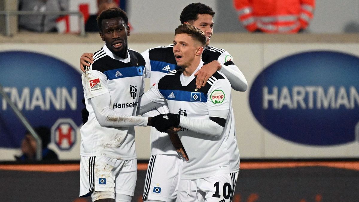 HSV holt 0:3-Rückstand auf