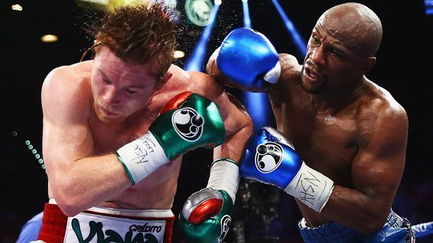 
                <strong>Floyd Mayweather jr. vs. Saul Alvarez</strong><br>
                Lukrativster Boxkampf der Geschichte: Am 14. September 2013 kam es im MGM Grand zum Superfight zwischen Floyd Mayweather jr und Saul "Canelo" Alvarez. Mayweather gewann durch Majority Decision. Der Kampf ging mit 150 Millionen Dollar Einnahmen als profitablestes Sportevent überhaupt in die Geschichte ein.
              