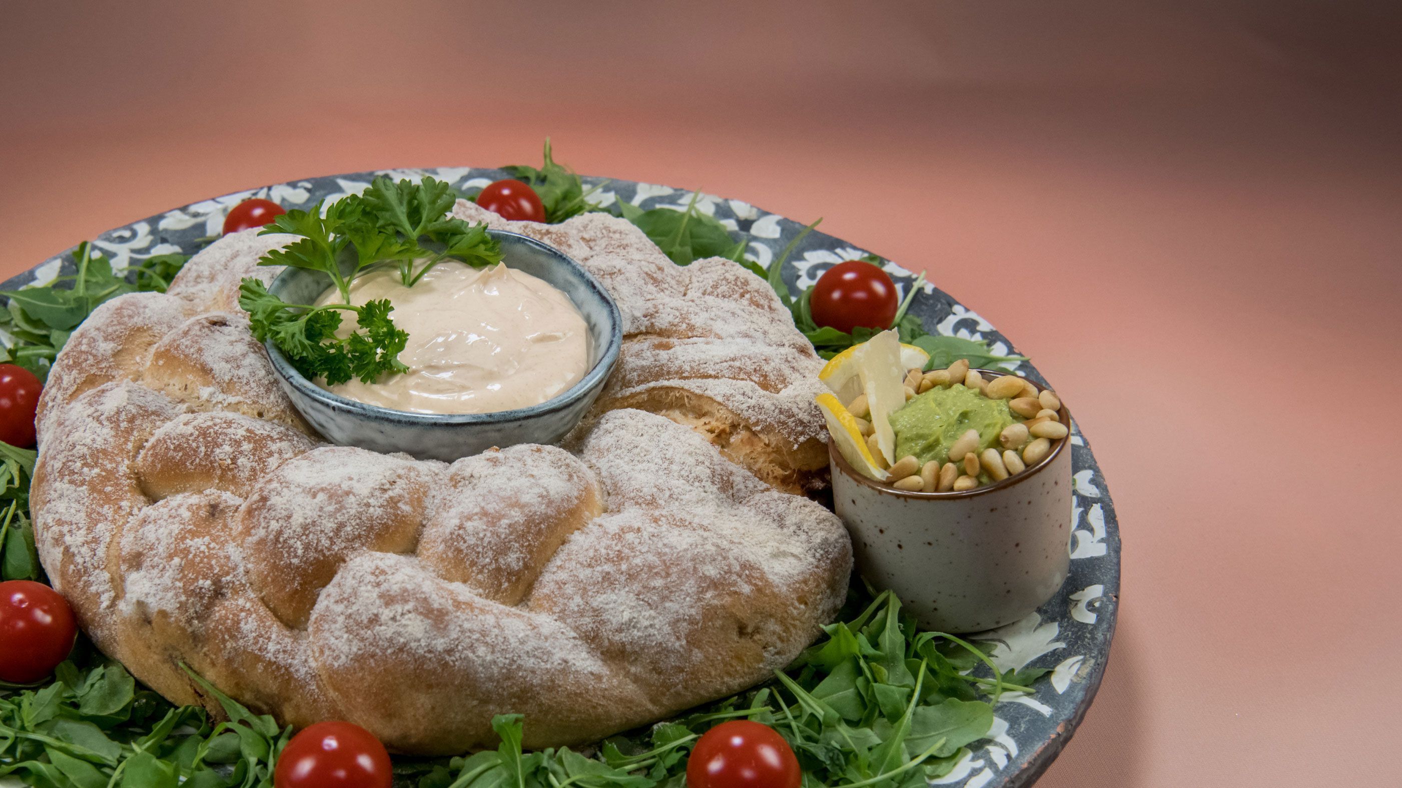 Käse-Speck-Kranz - Rezept aus Das große Promibacken