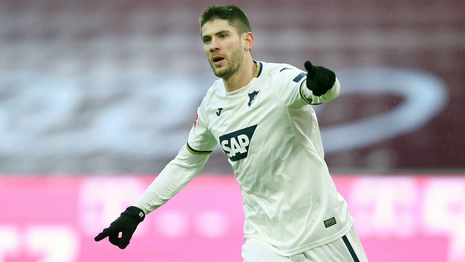 
                <strong>1899 Hoffenheim</strong><br>
                Bundesliga-Rekordtorschütze: Andrej Kramaric - Bundesliga-Tore: 75 - Vereins-Rekordtorschütze: Andrej Kramaric - Pflichtspiel-Tore: 88
              