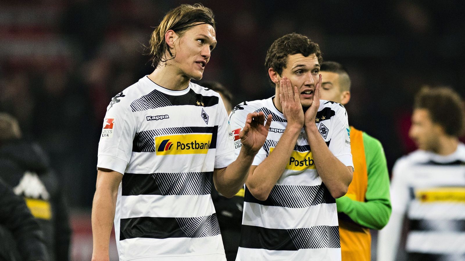 
                <strong>Borussia Mönchengladbach: 19 Dänen verpflichtet</strong><br>
                Jannik Vestergaard (li.), Andreas Christensen (re.), Oscar Fraulo, Andreas Poulsen, Sebastian Svärd, Mikkel Thygesen, Bo Svensson, Thomas Helveg, Kasper Bögelund, Morten Skoubo, Per Pedersen, Peter Nielsen, Johnny Mölby, Peter Enevoldsen, Steen Thychosen, Carsten Nielsen, Henning Jensen, Allan Simonsen, Ulrik Le Fevre
              