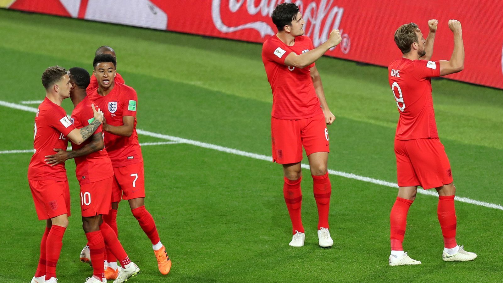 
                <strong>WM 2018: England in der Einzelkritik gegen Kolumbien</strong><br>
                Ein zäher Kampf, doch am Ende jubelt England! Die "Three Lions" siegen nach Elfmeterschießen gegen Kolumbien 4:3. Eric Dier verwandelt den entscheidenden Treffer vom Punkt, doch auch Jordan Pickford glänzt im Kasten. ran.de zeigt die Spieler der englischen Nationalmannschaft in der Einzelkritik. 
              