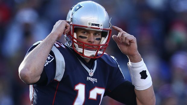 
                <strong>Platz 3: Tom Brady </strong><br>
                Platz 3: Tom Brady (Quarterback, New England Patriots) / 519.210 Stimmen
              