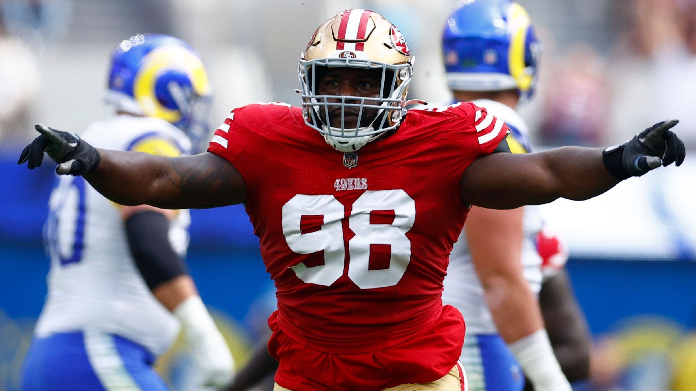 <strong>Javon Hargrave (San Francisco 49ers)</strong><br>Und erneut erwischt es die 49ers. Nach Christian McCaffrey, Deebo Samuel und George Kittle fällt nun mit Defensive Tackle Javon Hargrave ein elementarer Bestandteil des Starting Lineups aus - und das wahrscheinlich die gesamte Saison! Hargrave hatte sich bei der Niederlage gegen die LA Rams einen Teilriss des Trizeps zugezogen, bedeutet mehrere Monate Ausfallzeit.