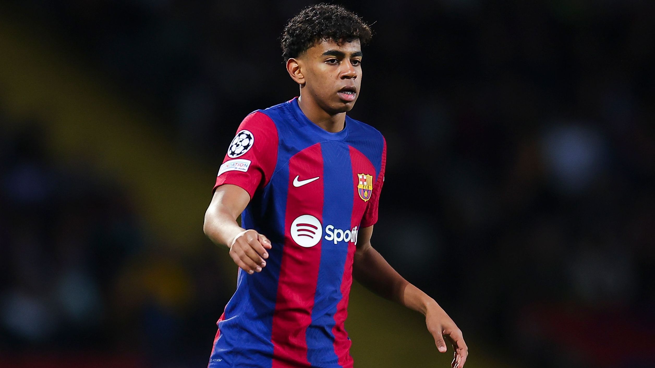 <strong>Platz 1: Lamine Yamal (FC Barcelona)</strong><br>Marktwertsteigerung: 75 Millionen Euro<br>Aktueller Marktwert: 75 Millionen Euro<br>Position: Rechtsaußen<br>Alter: 16 Jahre