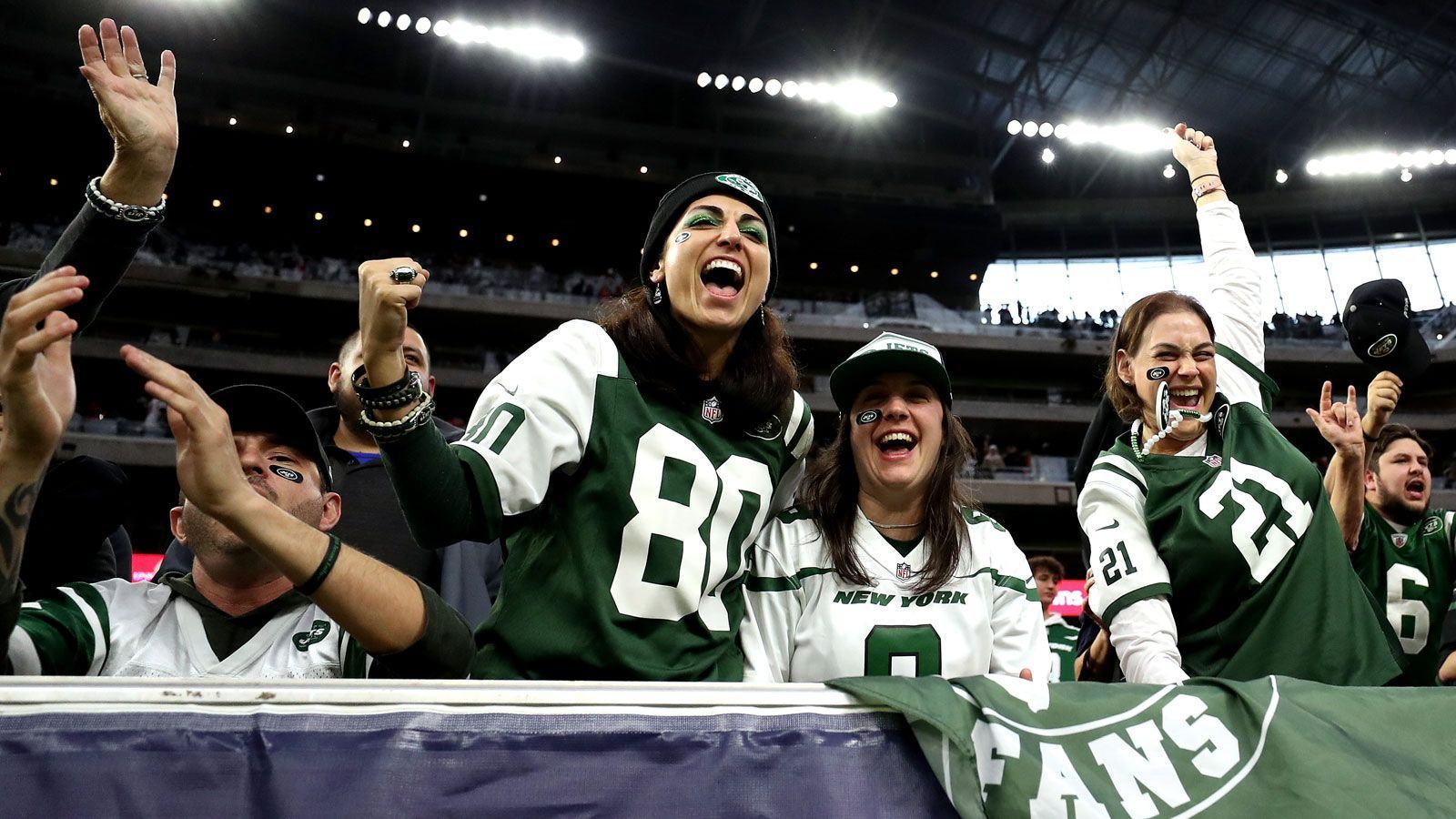 
                <strong>New York Jets: kein Maskottchen</strong><br>
                Leidensfähige Fans gibt es bei den New York Jets zuhauf. Nach einem Maskottchen sucht man aber vergeblich.
              