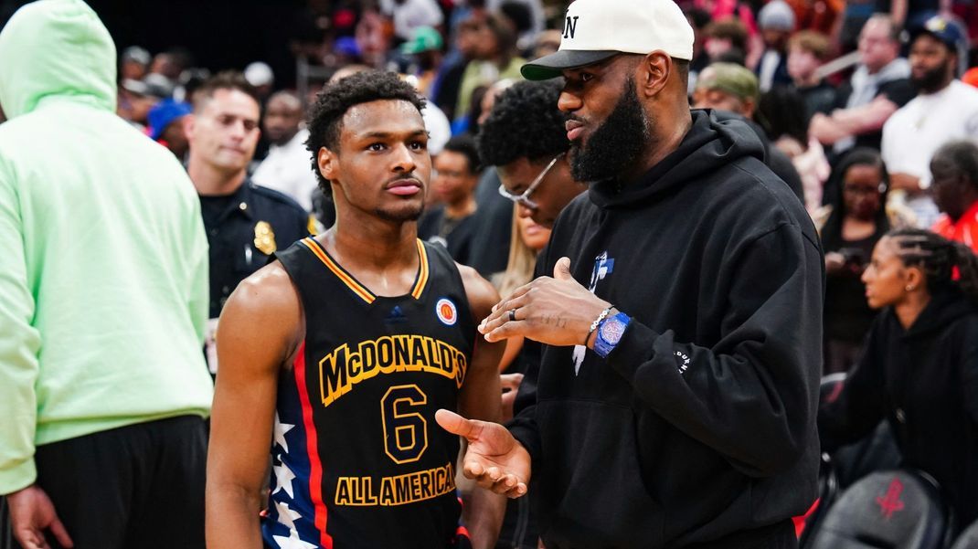 LeBron James mit seinem Sohn Bronny