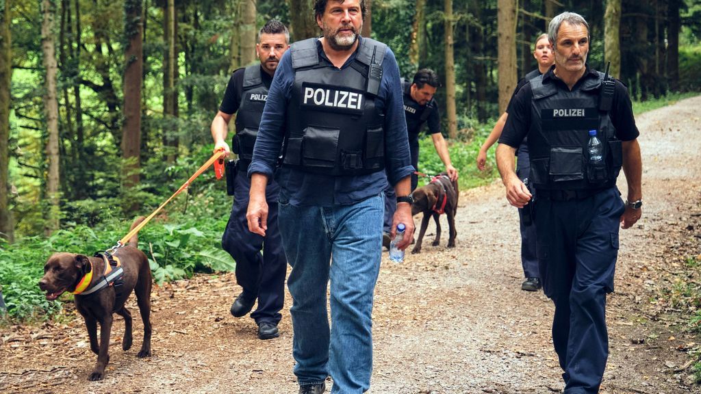 Neuer "Tatort" aus Freiburg: Bizarrer Fall für Berg und Tobler - Irre Verfolgungsjagd im Schwarzwald