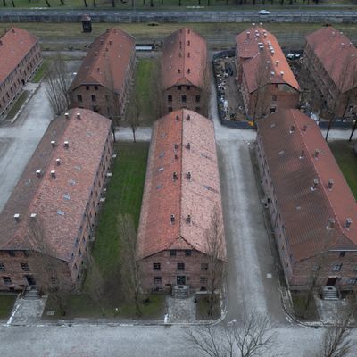 HOLOCAUST-MEMORIAL/AUSCHWITZ-SURVIVORS