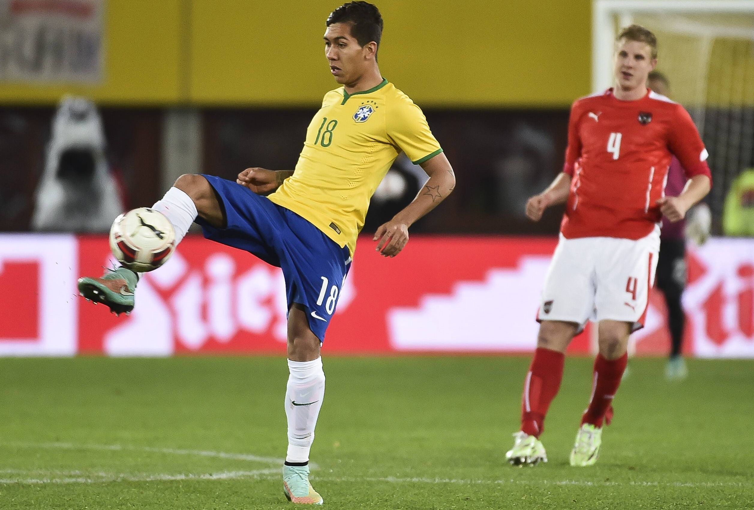 
                <strong>In der Bundesliga aktiv: Roberto Firmino (Brasilien)</strong><br>
                Der Hoffenheimer ist in der "Selecao" aktuell gesetzt. Firmino spielt im System von Carlos Dunga eine Art "falsche Neun", quasi als hängende Spitze. Sein Berater hat bereits bestätigt, dass der 23-Jährige in dieser Transferperiode in die Premier League wechseln wird.
              