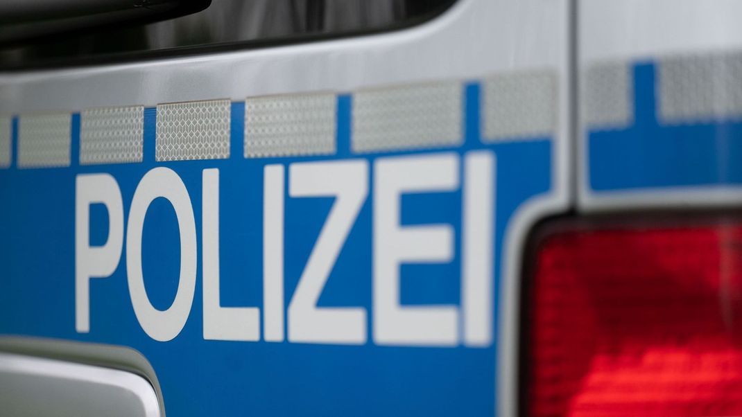 Nach derzeitigem Stand der Ermittlungen gibt es zwischen Täter und Opfer "keinerlei Vorgeschichte", so die Polizei.