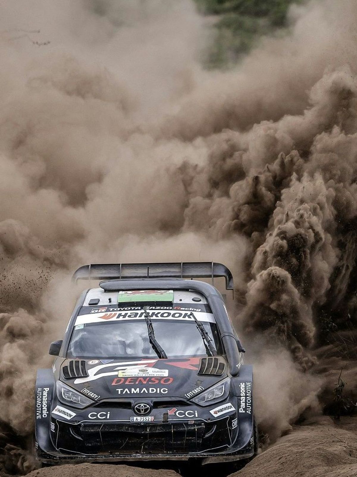 Staubiges Terrain für Elfyn Evans