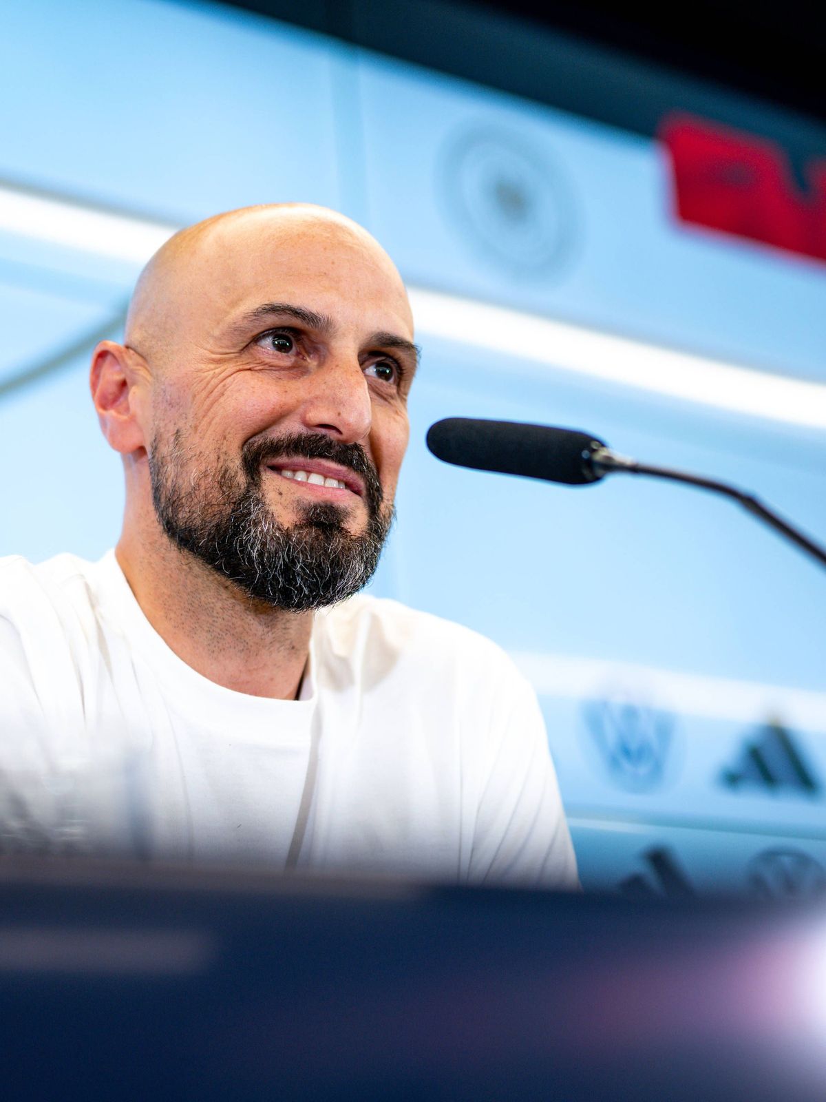 Antonio Di Salvo (Bundestrainer) stellt auf einer Pressekonferenz den Kader für die U-21-Fußball-Europameisterschaft vor. Das Turnier findet vom 11. bis 28. Juni in der Slowakei statt. Vorstellung ...
