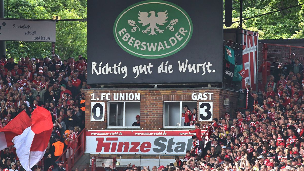 Berlin, Deutschland, 10.05.2025: Stadion Alte Försterei: 33. Spieltag, Saison 2024 25, 1. Fußball-Bundesliga: Union Berlin - 1. FC Heidenheim: Endergebnis des Spiels: 0:3 *** Berlin, Germany, 10 05...