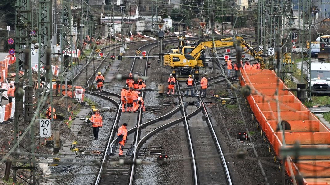 Hessen: Bauarbeiten an der Bahnstrecke in Biblis