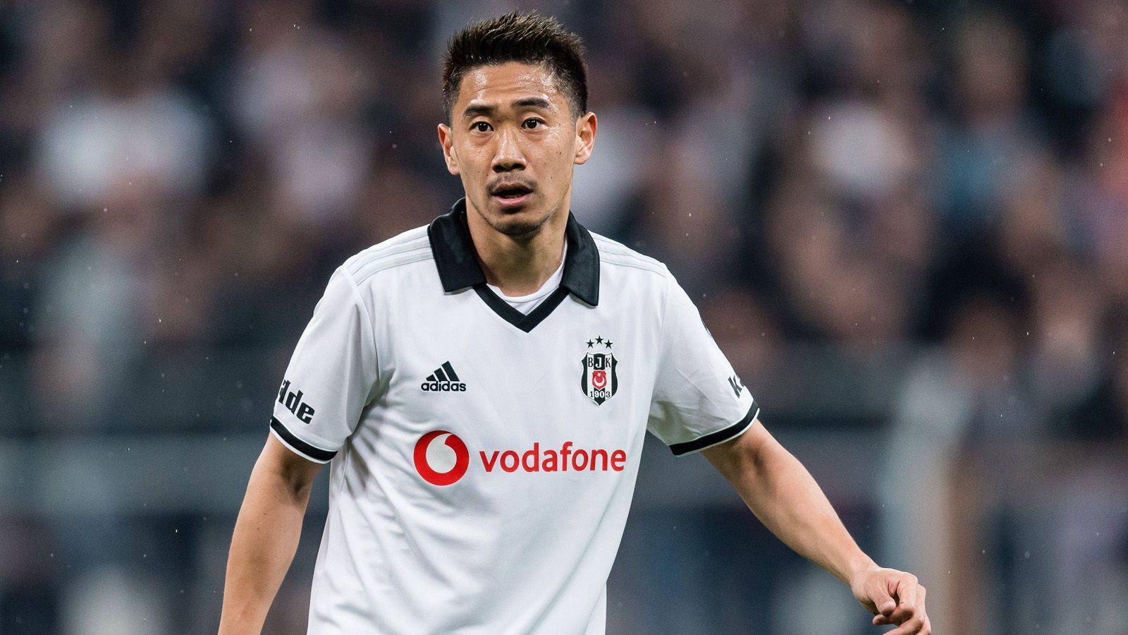 
                <strong>Shinji Kagawa </strong><br>
                Ebenfalls freigestellt wurde Shinji Kagawa. Der Japaner, der in der Rückrunde an Besiktas ausgeliehen war und derzeit an einer Hüftverletzung laboriert, wird mit einem festen Engagement in Istanbul in Verbindung gebracht. 
              