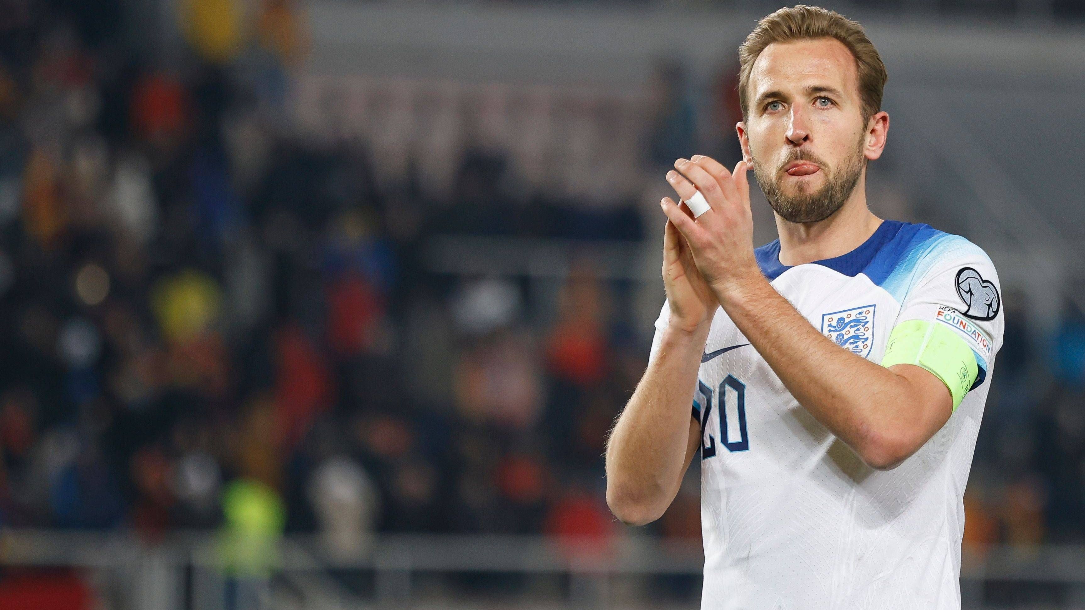 <strong>England: Harry Kane</strong><br>Verein: FC Bayern München<br>Länderspiele: 89 (62 Tore)<br>Position: Mittelstürmer<br>Alter: 30 Jahre<br>Marktwert: 100 Millionen Euro