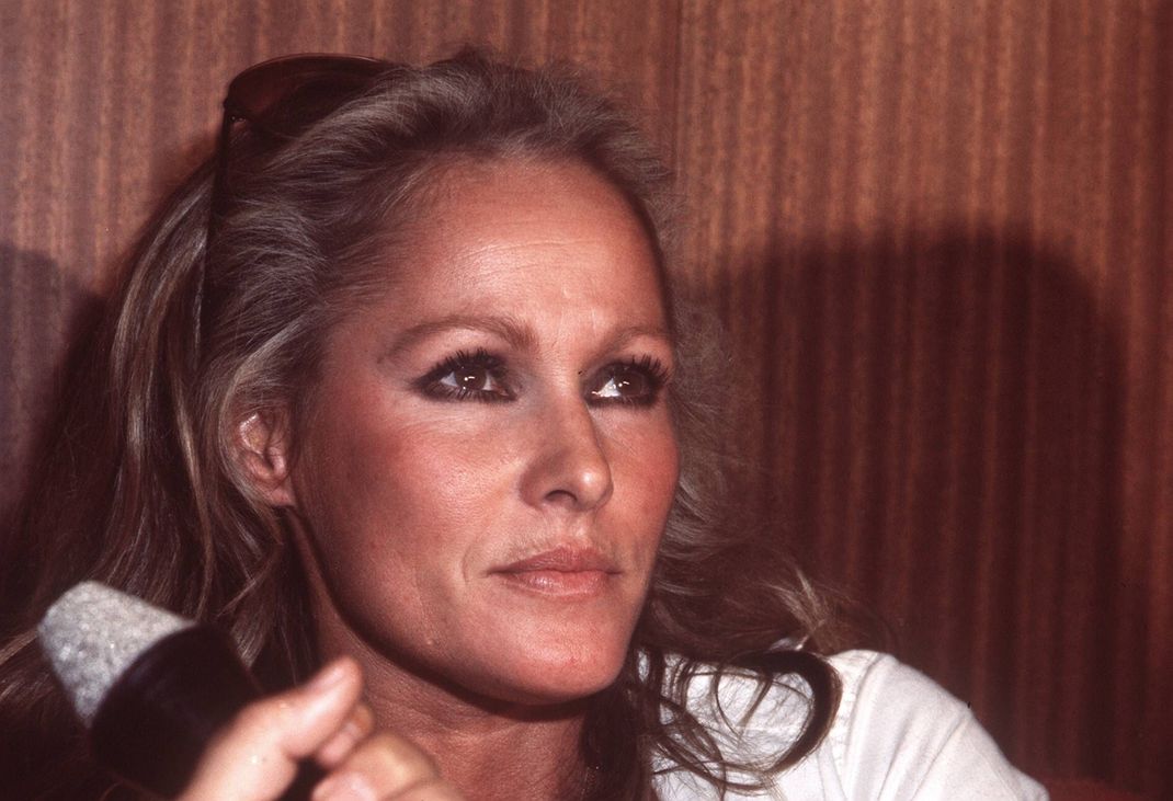 Schauspielerin und Film-Star Ursula Andress in den 1980er Jahren.