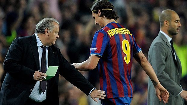 
                <strong>Zlatan Ibrahimovic zum FC Barcelona</strong><br>
                ... Stürmer Samuel Eto'o! Ibrahimovic hielt es bei den Katalanen nicht lange aus, nach zehn Monaten verließ er den Verein wieder. Samuel Eto'o schlug bei Inter ein, gewann sogar die Champions League. 
              
