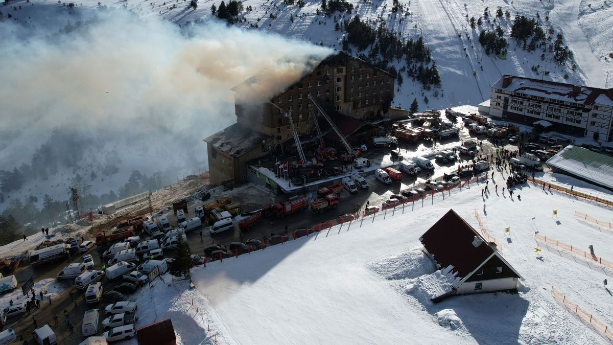 Brand in Skihotel in der Türkei