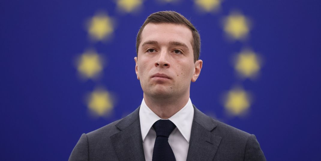 Jordan Bardella könnte das Erbe von Marine Le Pen in Frankreich anreden.