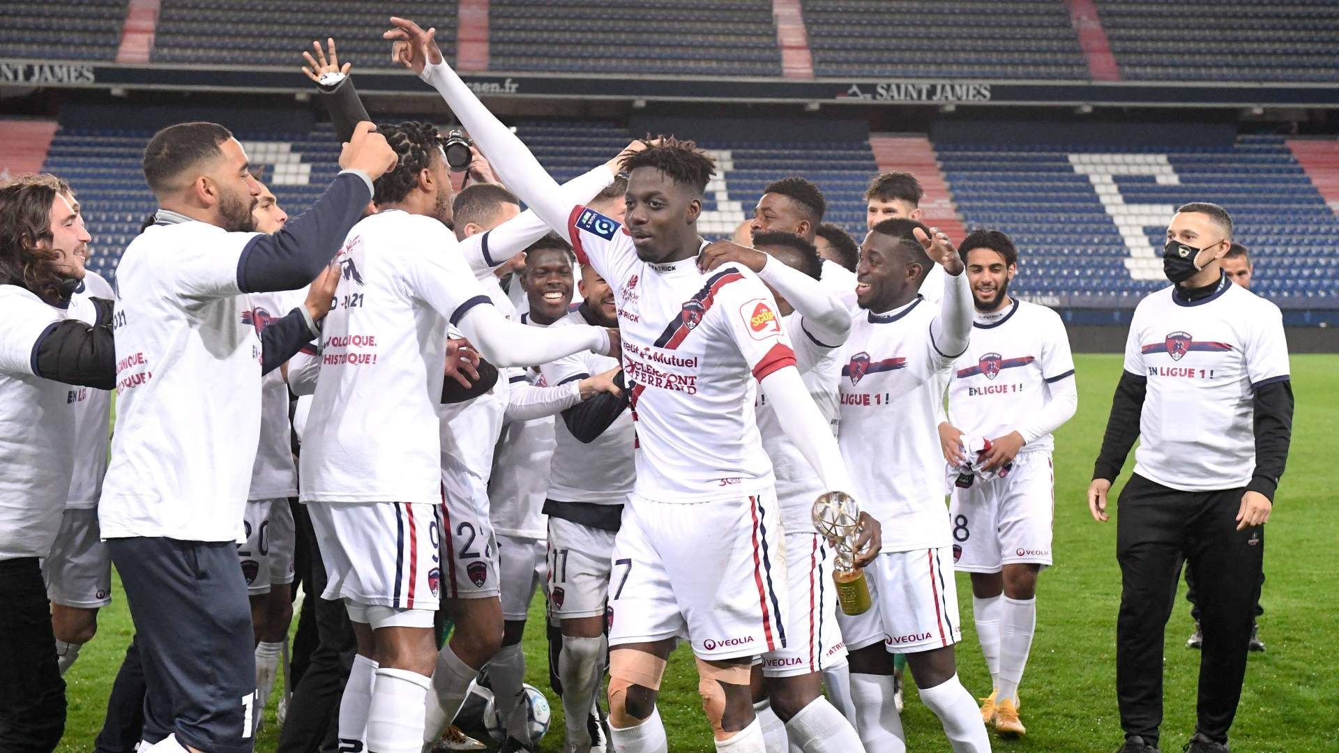 
                <strong>Clermont Foot (Frankreich) </strong><br>
                Auch Clermont Foot wird in der kommenden Saison erstklassig spielen. Der Klub aus der Mitte Frankreichs setzte sich als zweiter direkter Aufsteiger der Ligue 2 durch. 
              