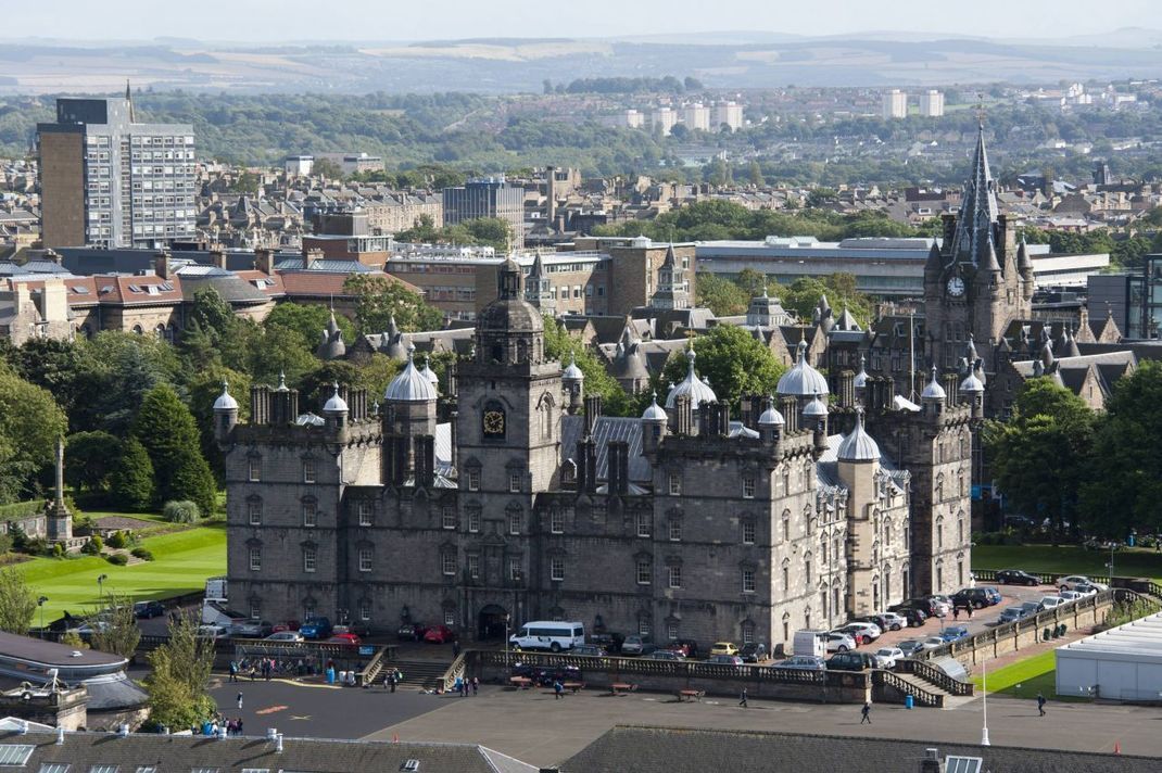 Die George Heriot's School ist eine Eliteschule in Edinburgh und wurde bereits 1628 erbaut.