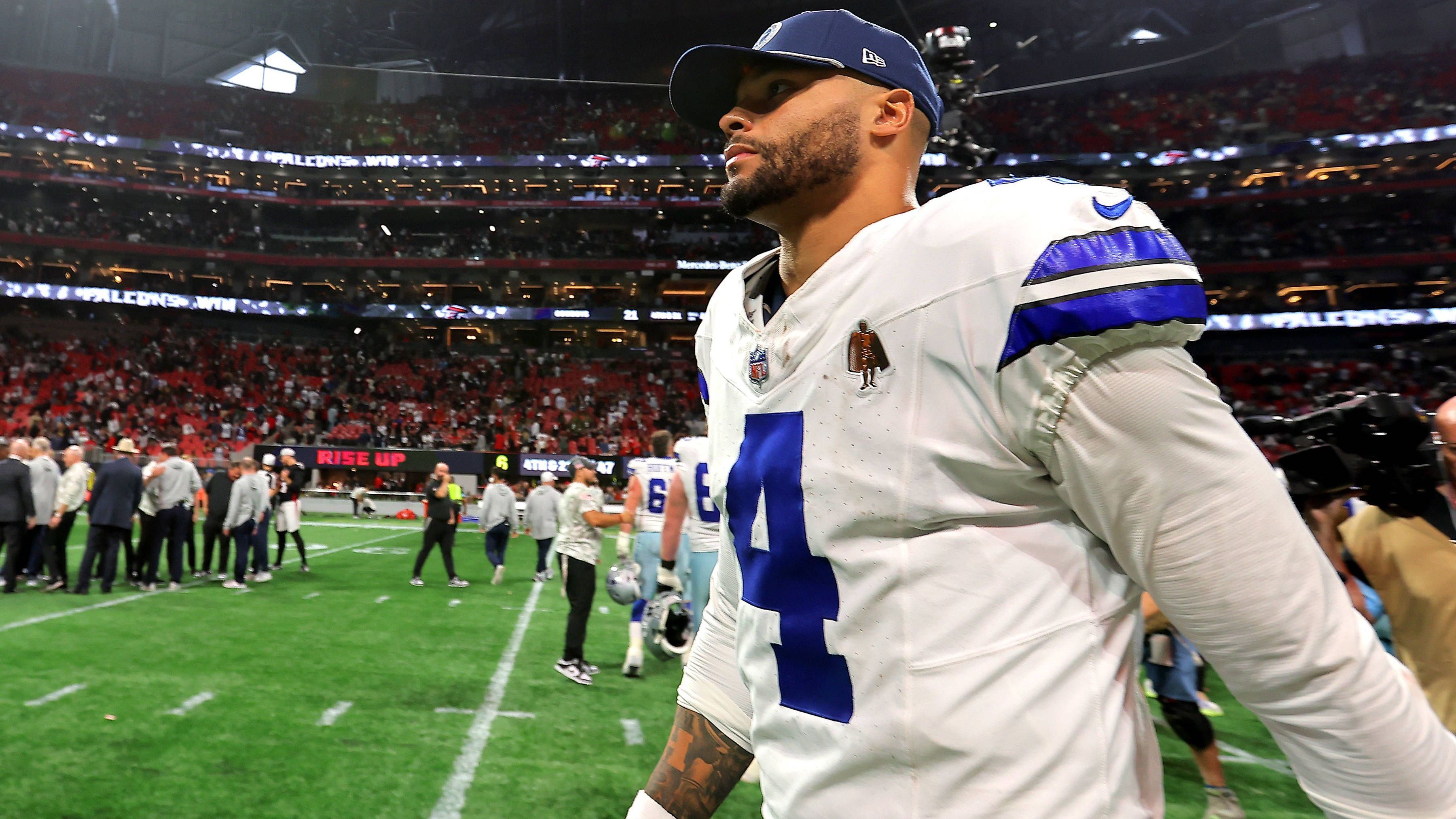 <strong>Dak Prescott (Dallas Cowboys)</strong><br>Die Franchise soll bereits darüber nachdenken, den Quarterback auf die Injured-Reserve-Liste zu setzen. Medienberichten zufolge steht sogar eine Operation im Raum, die die Saison des 31-Jährigen vorzeitig beenden würde. Prescott hatte erst vor Saisonbeginn einen neuen Vierjahresvertrag mit einem Gesamtvolumen von 240 Millionen Dollar unterzeichnet,