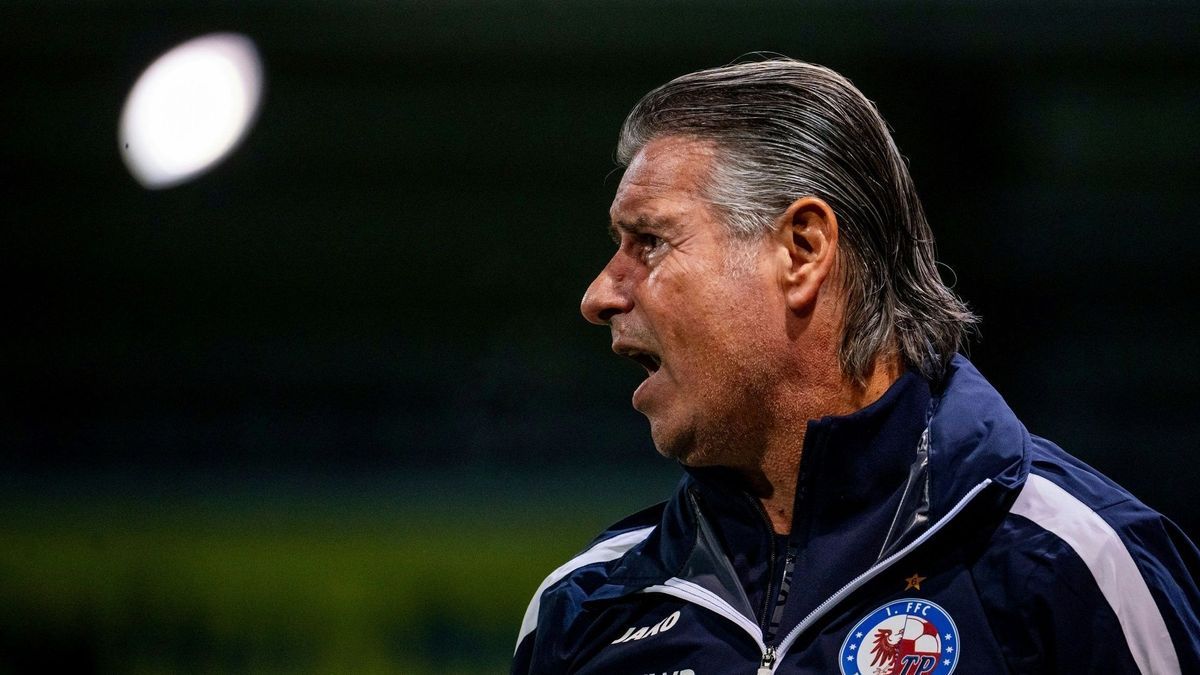 Schlusslicht mit Potsdam: Trainer Kurt Russ