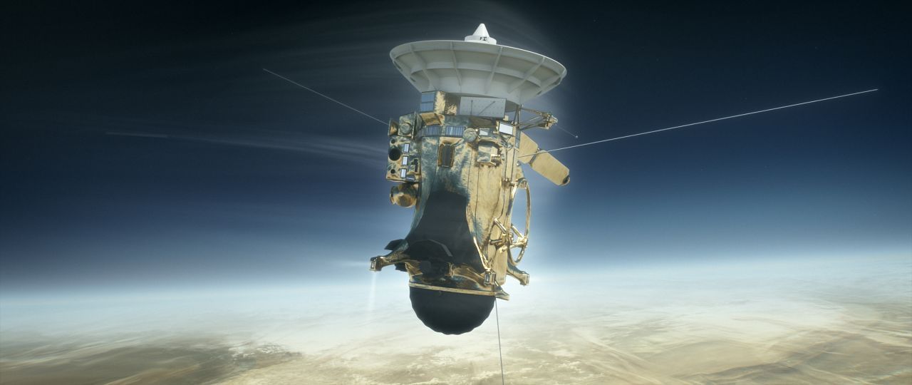 Die Reise der Raumsonde Cassini lieferte einen einzigartigen Blick auf den Gasplaneten Saturn und seine spektakulären Ringe. 2017 ließen die NASA-Ingenieur:innen sie auf dem Gasplaneten abstürzen, damit sie nicht zufällig einen seiner Monde mit irdischem Leben „kontaminiert“.