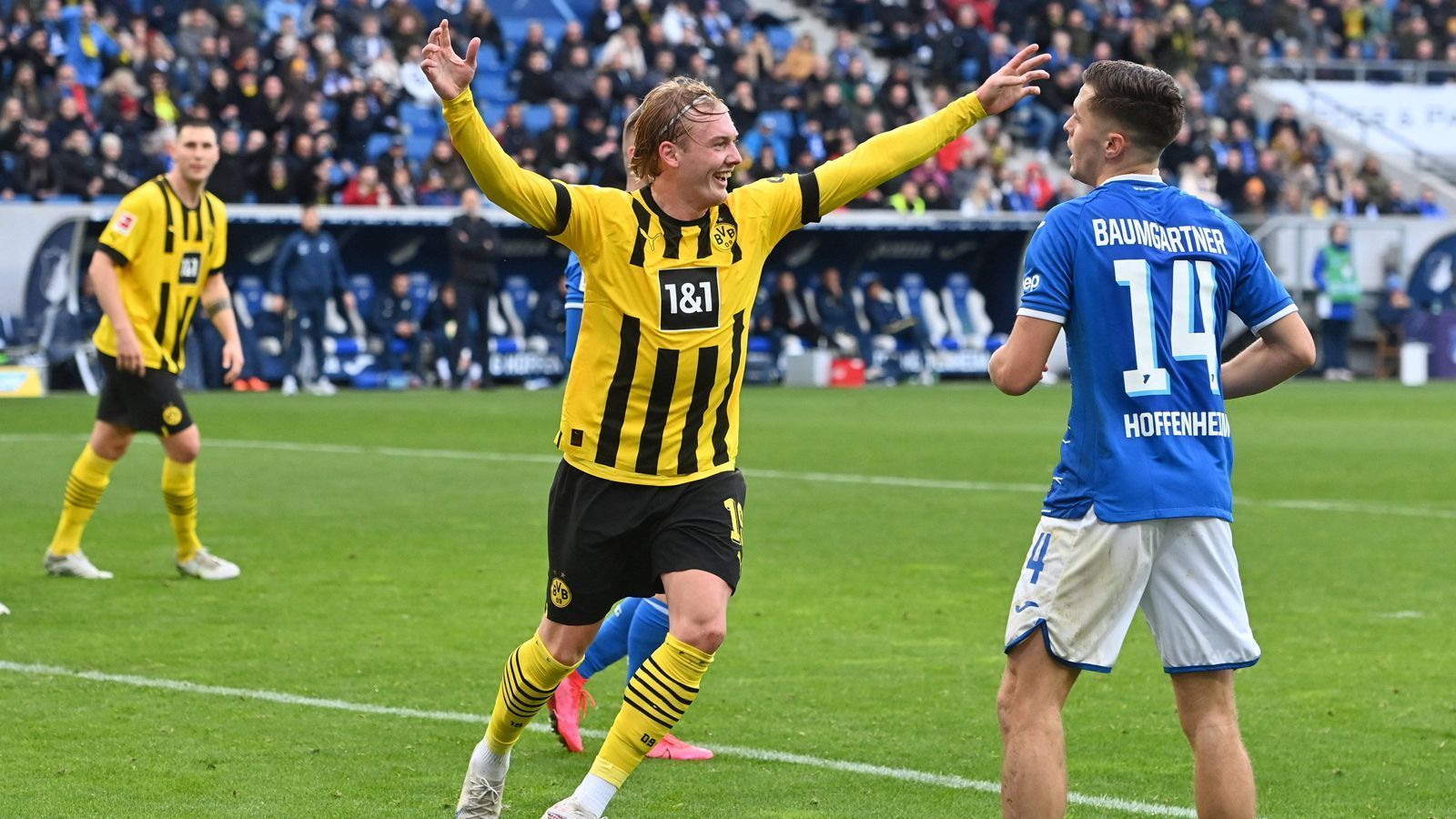 
                <strong>Einzelkritik: Zeugnis der BVB-Stars zum Sieg bei 1899 Hoffenheim</strong><br>
                Borussia Dortmund hat am 22. Spieltag der Bundesliga einen verdienten 1:0 (1:0)-Sieg bei 1899 Hoffenheim eingefahren. Dabei agierte vor allem Torschütze Julian Brandt stark, ebenso Keeper Gregor Kobel. ran zeigt die Noten der BVB-Stars in der Einzelkritik.
              