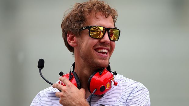 
                <strong>Vettels große Lieben</strong><br>
                Seine Autos sind seine Leidenschaft: Mittlerweile ist es für Sebastian Vettel eine Tradition, seinen Rennwagen Spitznamen zu geben. ran.de zeigt die Namen seiner Formel-1-Lieblinge.
              