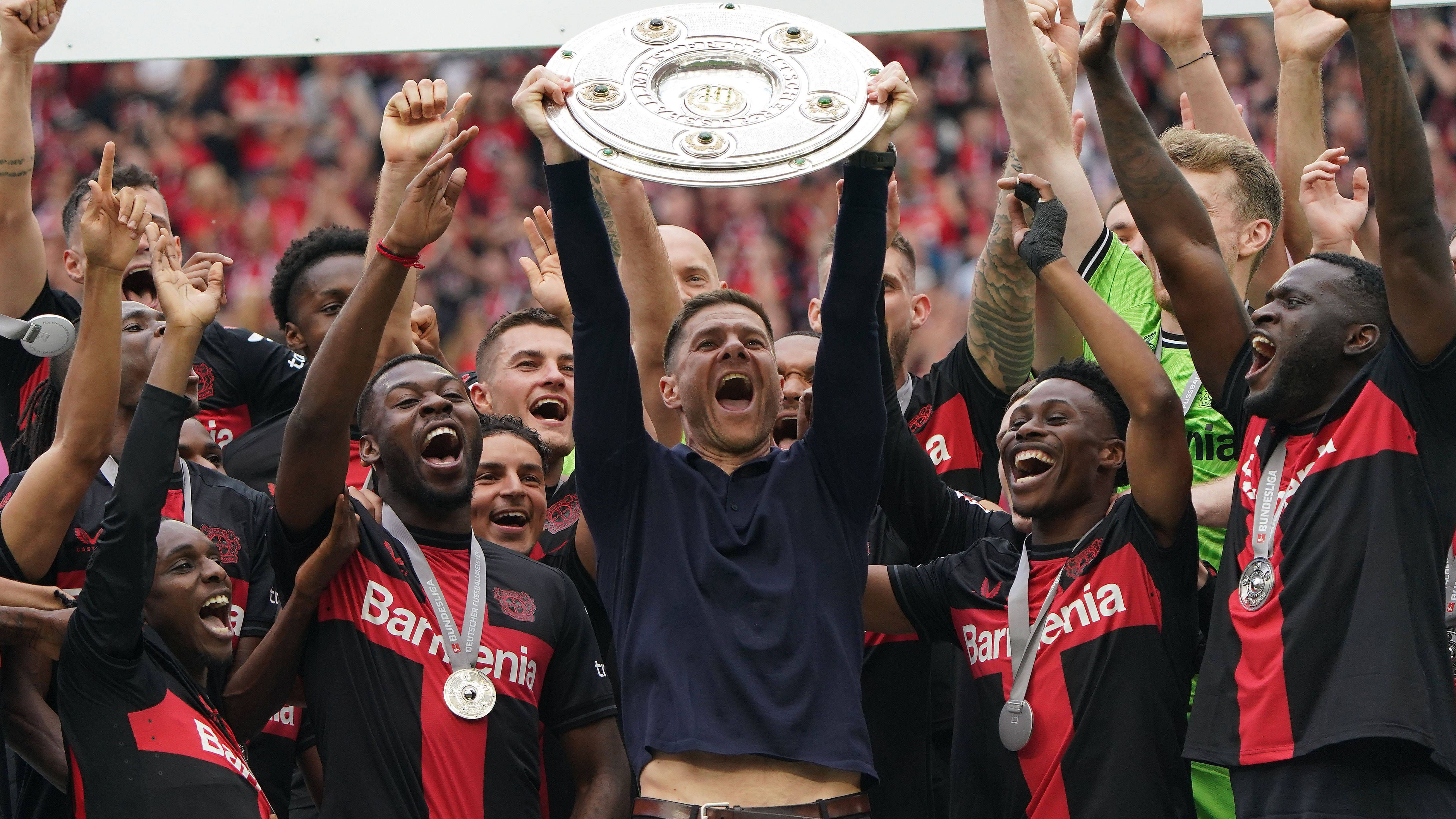 <strong>Diese Teams verpflichteten die meisten Tore</strong><br>Die Bundesliga Saison 2023/24 ist vorbei. Bayer Leverkusen ist Deutscher Meister. Auch dank starker Neuzugänge. Aber welche Neuverpflichtungen haben die meisten Treffer für ihr Team erzielt? <strong><em>ran</em></strong> gibt einen Überblick. (Anmerkung: Ranking erfolgt nach prozentualem Anteil - Quelle: transfermarkt.de)