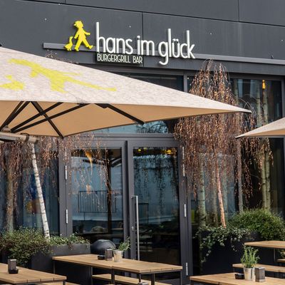 "Hans im Glück" und Miteigner trennen sich nach Einladung zu Treffen mit Rechten.